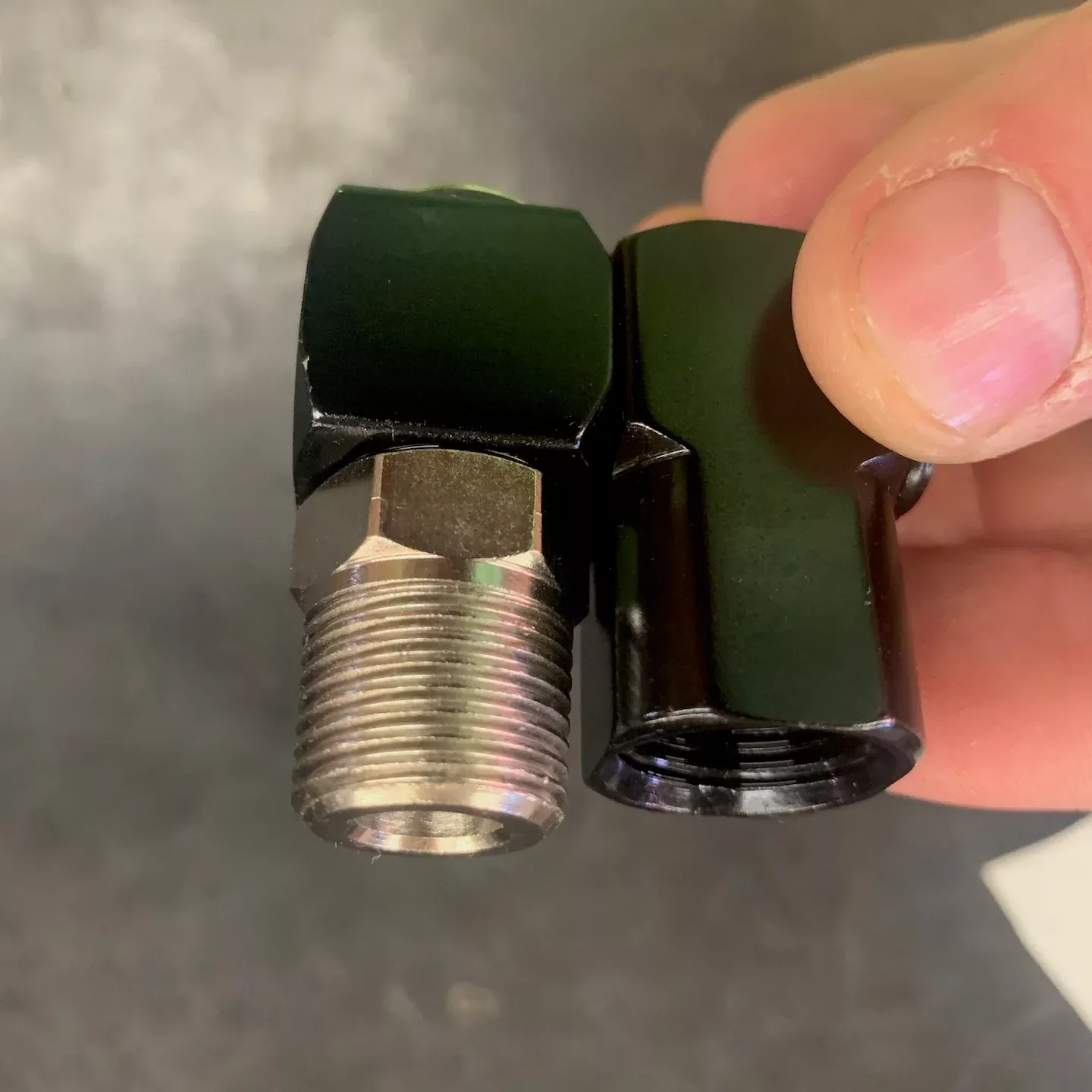AJAX 3/8 in (9.5 mm) NPT; 360 Degree Hose Swivel (A1095)